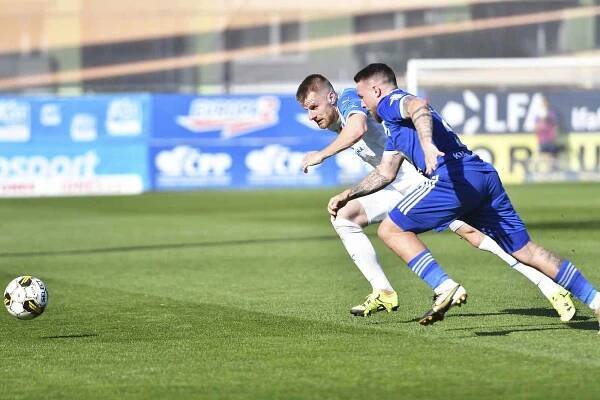 FK Mladá Boleslav – FC Baník Ostrava 1:0 (FORTUNA:LIGA – 28. kolo, 22. 4. 2023). Jan Juroška pracoval na pravé straně dobře.