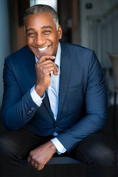 Chase Hall-Photo Credit for Headshot for Derek Fordjour