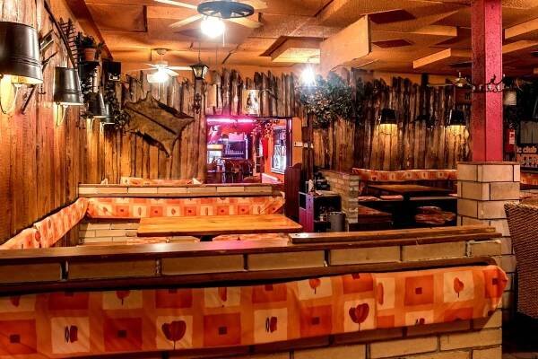 Grill restaurace Country Saloon Jablonec