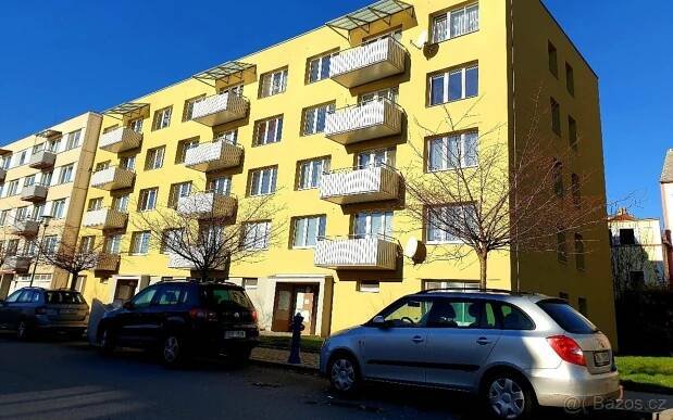 1+1, Strakonice, 386 01
