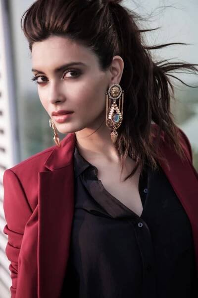 Diana Penty Hot | Photos | Pics | New Images & Wallpapers