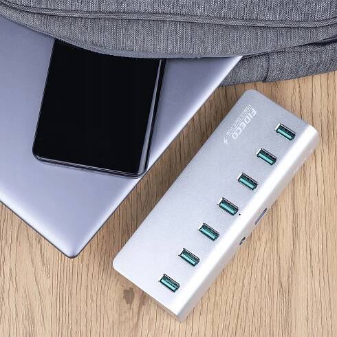 USB 3.2 HUB Aktivní rozbočovač Napájecí adaptér 10 Gbps Kód výrobce H718S