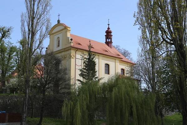 farní kostel sv. Václava, Dlažkovice :: Katalog BL - WWW