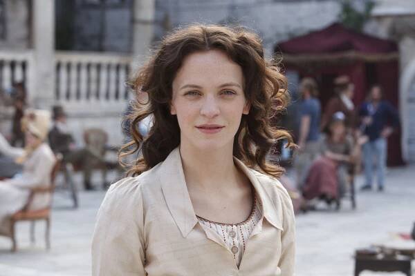 Lucinda Dryzek - Jonathan Strange & Mr. Norrell - Chapter Six: The Black Tower - Z filmu