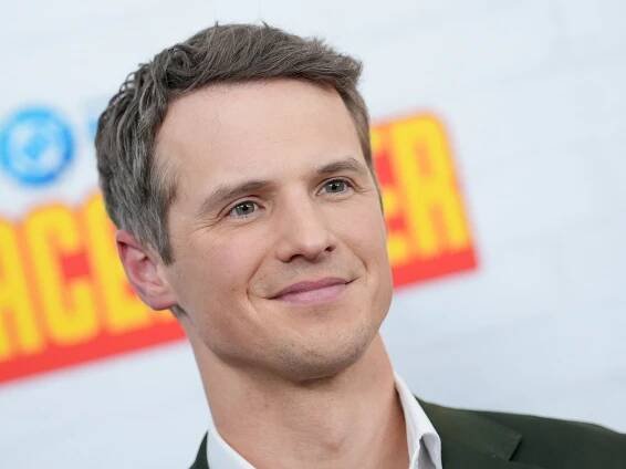 Freddie Stroma goes viral in his sexy & tight white briefs