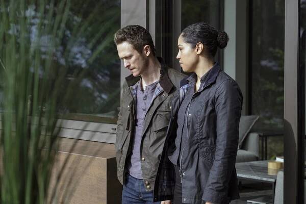 Jonathan Tucker - Actor