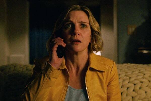 Rhea Seehorn in Pluribus