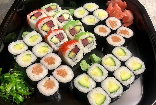 Sakura sushi 32ks