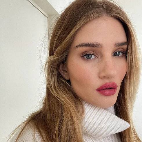 Rosie Huntington Whiteley Drops Her Skin-Care Routine