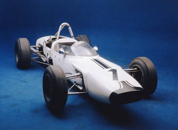 Formule Škoda F3 patřily v 60. letech ke špičce svojí třídy! Jejich technika vycházela z „embéčka“ a nezalekly se ani západní konkurence