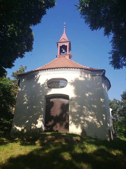 Kaple sv. Jana a Pavla - Libčice - Nový Knín