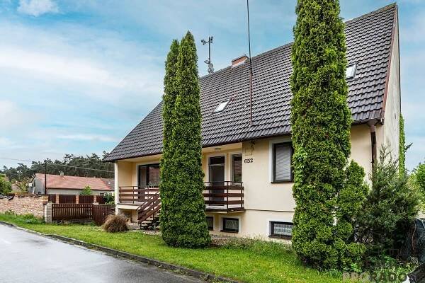 Prodej vícegeneračního rodinného domu se zahradou ve Vacenovicích, RD vícegenerační Vacenovice | REALITY PRORADOST s.r.o