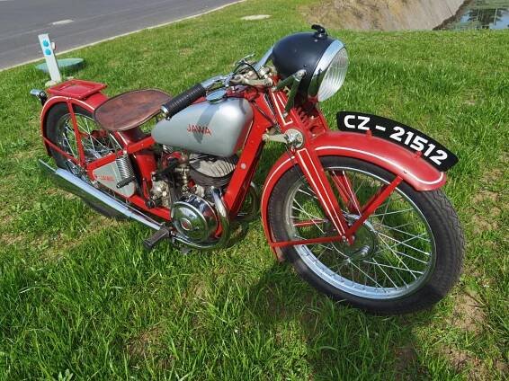 Jawa 250 speciál