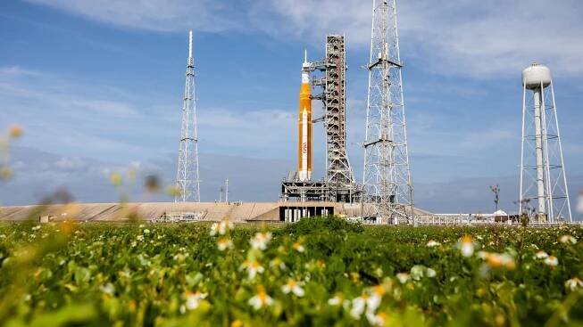 NASA's epic Artemis 1 moon mission on a Space Launch System megarocket is 1 month away