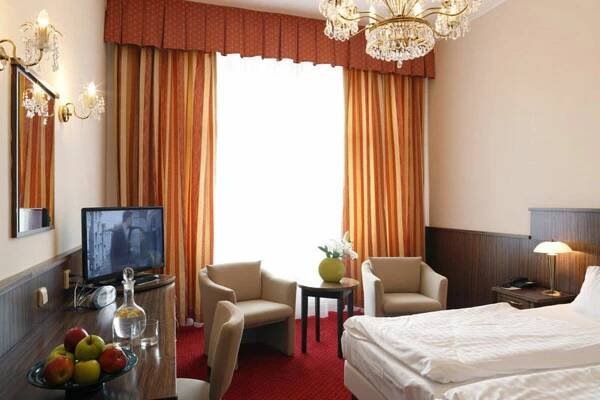 ROYAL LÁZEŇSKÝ HOTEL, Mariánské Lázně - Česká republika - Západočeské lázně - Mariánské Lázně