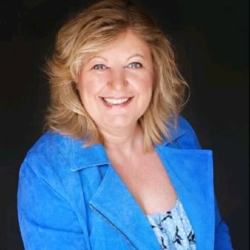 Book Charlie Whyman as a Speaker - Charlie Whyman - Keynote Speaker on Courage in Motion