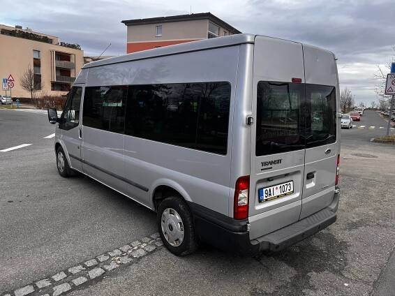 Ford Transit Mikrobus 9. Míst č.19 – Mikrobusy a dodávky