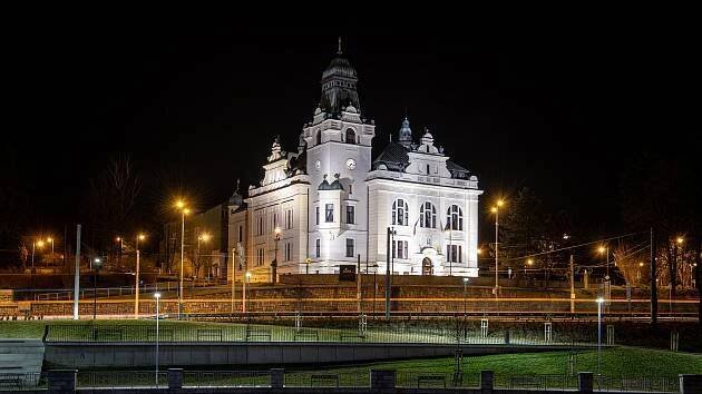 Slezská Ostrava plánuje přístavbu budovy radnice. Počítá i s podzemním parkingem