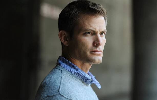 49 Facts About Casper Van Dien