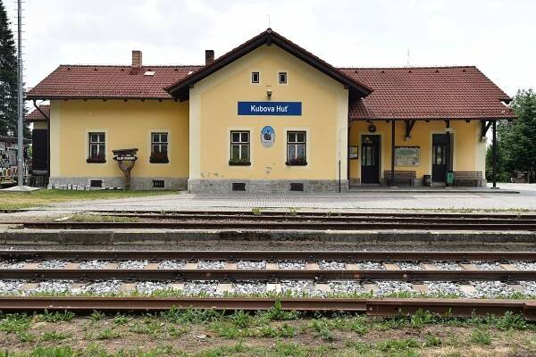 Kubova Huť - nejvýše položená železniční stanice - 4 - GALERIE: Železniční NEJ Česka (26/42)