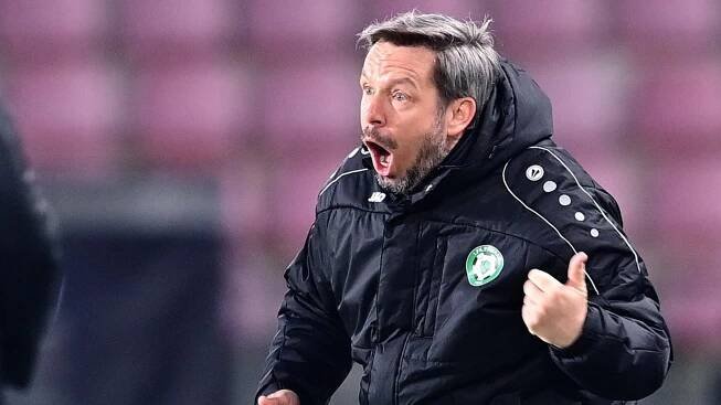 Horváth dostal po roce vyhazov. Fotbalovou Příbram zkusí zachránit Valachovič