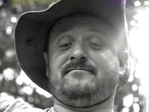 Zeme nikoho, zpěv, hudba i text: Jaroslav Samson Lenk