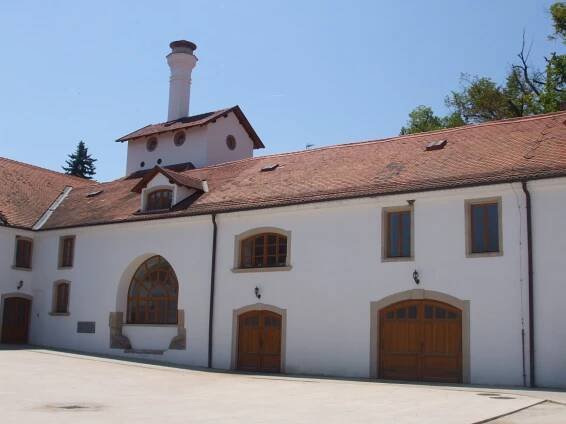 Panský pivovar Dačice (před 1610 – po 1925) – Pivovary.Info
