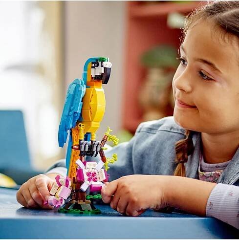 LEGO® Creator 3 v 1 31136 Exotický papoušek