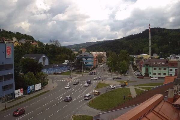 Webkamery Luhačovice: náměstí 28. října naživo | Luhačovice. cz
