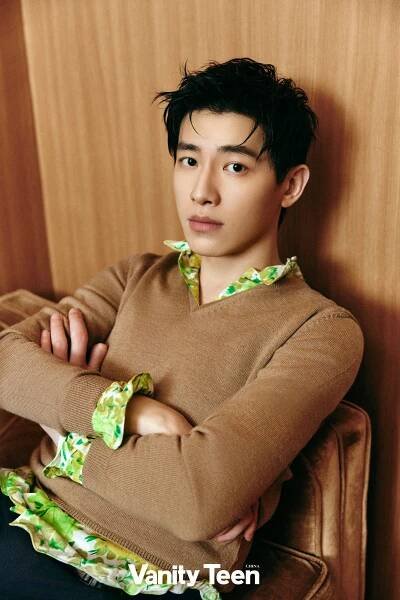 Cover Xin Yunlay Vanity Teen 虚荣青年 Lifestyle & new faces magazine
