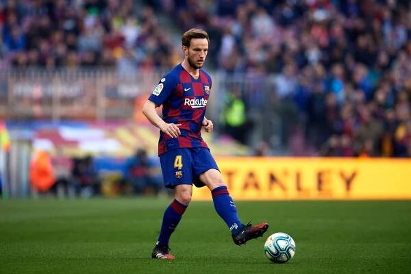 Ivan Rakitic provides fresh update on his Barcelona future – La Liga News