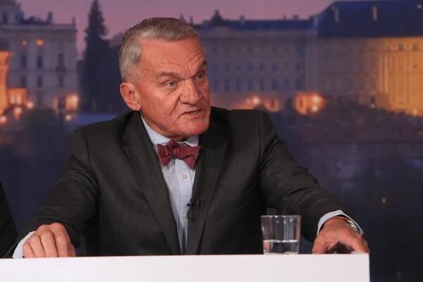 Skandál kolem šéfa magistrátu Kubelky: Ukončil neschopenku, primátor ho zatím odstavil