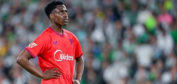Sevilla, 30/03/2025. Primera Division Spanish League. LaLiga. Benito Villamarin Stadium. Real Betis - Sevilla FC. Albert-Mboyo Sambi Lokonga (Sevilla FC) during the match. Photographer: Juan Jose Ubeda/PROSHOTS.