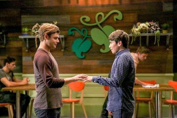 The Real O'Neals - The Real Lent - Z filmu - Garrett Clayton, Noah Galvin