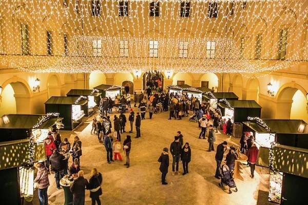 Advent na zámku Hof a čokoládovna v Kittsee