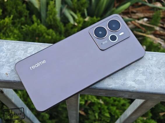 Recenze realme 14 5G - voděodolnost a 6000 mAh akumulátor | Infoek.cz