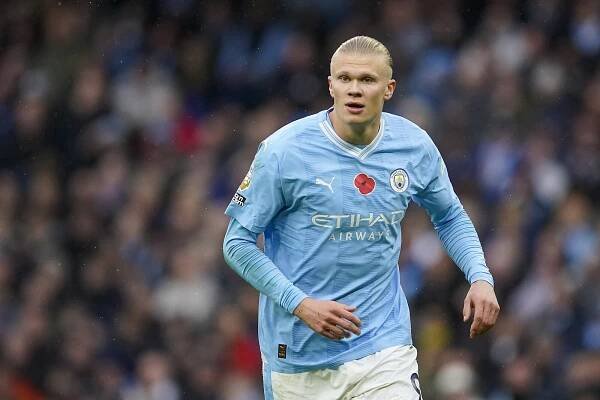 Haaland bude Manchesteru City chybět minimálně do konce ledna