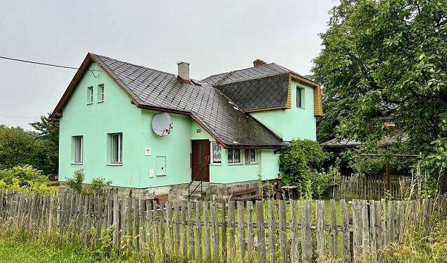 Prodej podílu 1/2 chalupy, Vápenná | Reality.iDNES.cz 