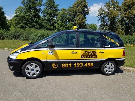 Naše taxi vozy | Taxi Hradec Králové