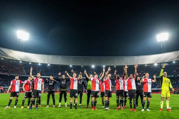 O víkendu odehrál Feyenoord domácí zápas proti Tilburgu. Jak si vedl soupeř Slavie? A na co se mohou sešívaní těšit? - Ruik.cz