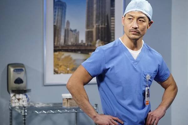 Nemocnice Chicago Med - Kdy jsme se začali měnit? - Z filmu - Brian Tee