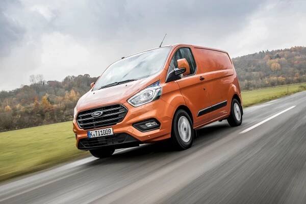 Profil: Ford Transit a Tourneo Custom - Vanscentre