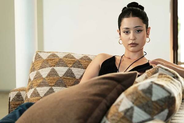 'Euphoria' star Alexa Demie on Maddy's 'traumatic' scene with Nate, and being 'intuitive' about Cassie