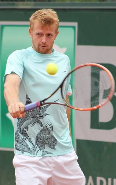 Soubor:Golubev RG15 (2) (18687302383).jpg – Wikipedie