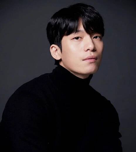 Wi Ha-joon Wiki, Height, Age, Girlfriend, Wife, Family, Biography and More