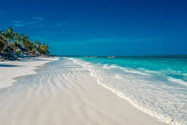 Z méně známých destinací láká Albánie, Senegal i Zanzibar - ZPRAVODAJSTVI24.CZ