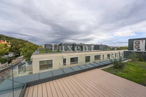 Prodej bytu 3+kk/T, 136 m2, Praha 5 - Smíchov | Luxent