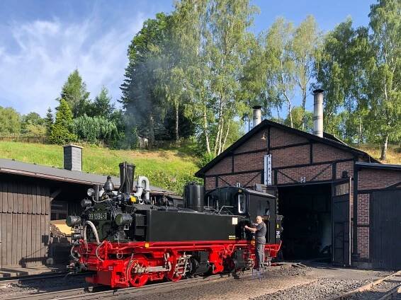 Lokomotivschuppen