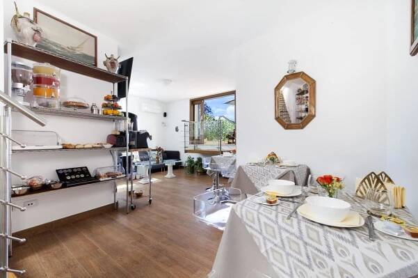 Bed and breakfast with terrace, gym in the center of Sorrento – La Terrazza 38