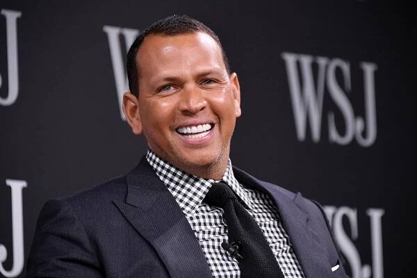 Alex Rodriguez goes Instagram official with girlfriend Jac Cordeiro